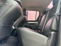 Toyota Hilux CD SRV 4×4 2.8 TDI Diesel Aut. 2018/2018 CONCEPT MOTORS PASSO FUNDO / Carros no Vale
