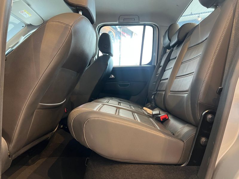 Volkswagen Amarok Highline CD 3.0 4×4 TB Dies Aut. 2021/2021 CONCEPT MOTORS PASSO FUNDO / Carros no Vale