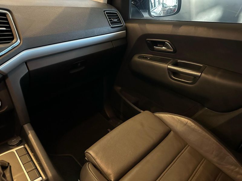 Volkswagen Amarok Highline CD 3.0 4×4 TB Dies Aut. 2019/2020 CONCEPT MOTORS PASSO FUNDO / Carros no Vale