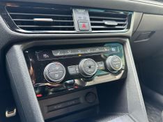 Volkswagen Taos Highline 1.4 250 TSI Flex Aut. 2021/2022 CONCEPT MOTORS PASSO FUNDO / Carros no Vale