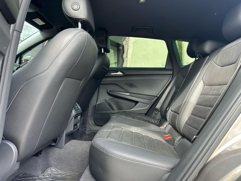 Volkswagen Taos Highline 1.4 250 TSI Flex Aut. 2021/2022 CONCEPT MOTORS PASSO FUNDO / Carros no Vale