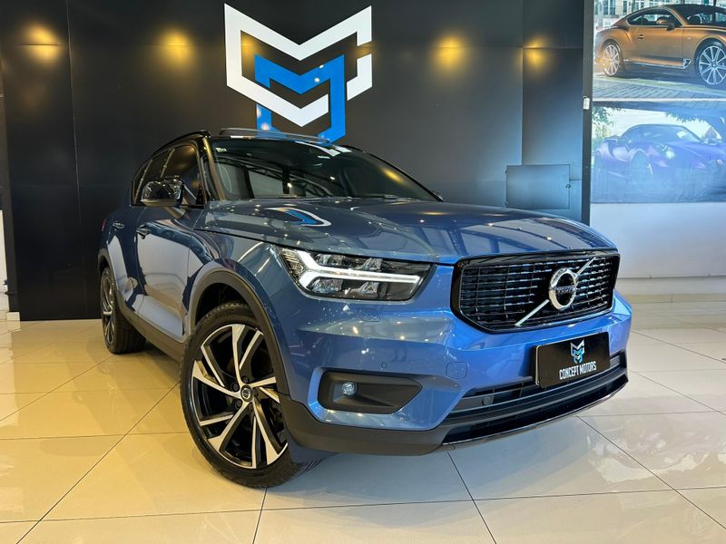 Volvo XC40 T-5 R-DESIGN 1.5 FWD (HÃ­brido) 2021/2021 CONCEPT MOTORS PASSO FUNDO / Carros no Vale