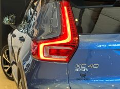 Volvo XC40 T-5 R-DESIGN 1.5 FWD (HÃ­brido) 2021/2021 CONCEPT MOTORS PASSO FUNDO / Carros no Vale