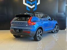 Volvo XC40 T-5 R-DESIGN 1.5 FWD (HÃ­brido) 2021/2021 CONCEPT MOTORS PASSO FUNDO / Carros no Vale