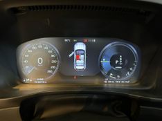 Volvo XC40 T-5 R-DESIGN 1.5 FWD (HÃ­brido) 2021/2021 CONCEPT MOTORS PASSO FUNDO / Carros no Vale