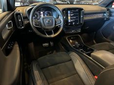 Volvo XC40 T-5 R-DESIGN 1.5 FWD (HÃ­brido) 2020/2021 CONCEPT MOTORS PASSO FUNDO / Carros no Vale