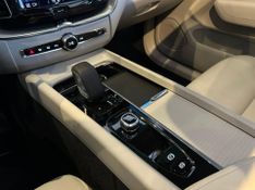Volvo XC60 T-8 INSC EXPRESS 2.0 (HÃ­brido) 2021/2022 CONCEPT MOTORS PASSO FUNDO / Carros no Vale
