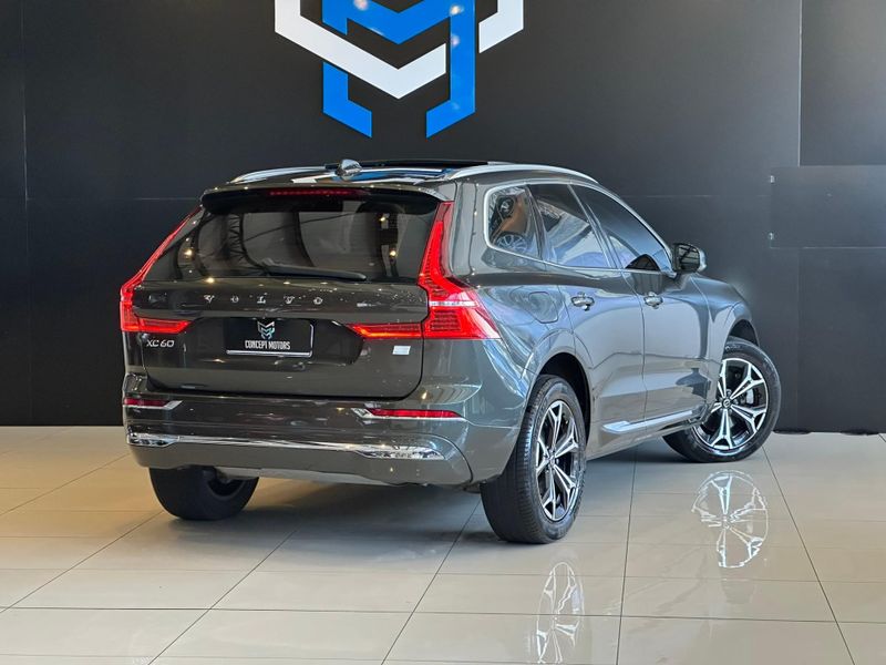 Volvo XC60 T-8 INSC EXPRESS 2.0 (HÃ­brido) 2021/2022 CONCEPT MOTORS PASSO FUNDO / Carros no Vale