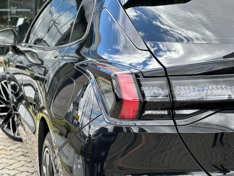 Zeekr 001 100 KW ELÃTRICO FLAGSHIP AWD 2024/2025 CONCEPT MOTORS PASSO FUNDO / Carros no Vale