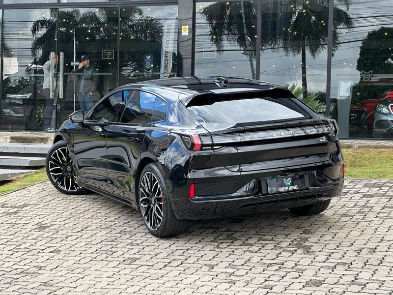 Zeekr 001 100 KW ELÃTRICO FLAGSHIP AWD 2024/2025 CONCEPT MOTORS PASSO FUNDO / Carros no Vale