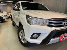 Toyota Hilux / CDSRVA4FD 2016/2016 ENZO MULTIMARCAS CAXIAS DO SUL / Carros no Vale