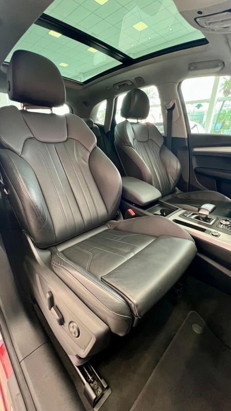 Audi Q5 Ambiente 2.0 TFSI Quattro S Tronic 2017/2018 PC VEÍCULOS SANTA CRUZ DO SUL / Carros no Vale