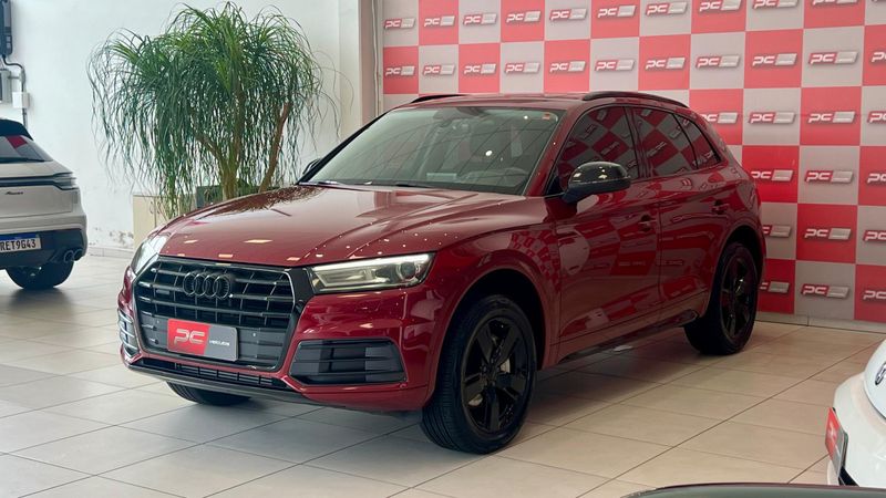 Audi Q5 Ambiente 2.0 TFSI Quattro S Tronic 2017/2018 PC VEÍCULOS SANTA CRUZ DO SUL / Carros no Vale