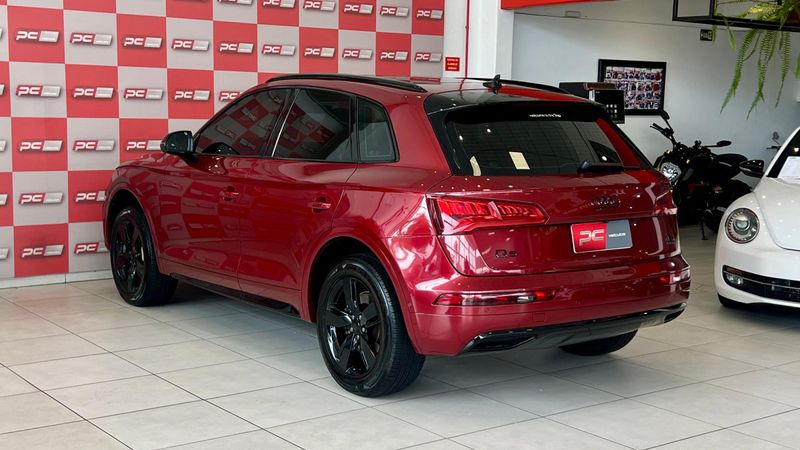 Audi Q5 Ambiente 2.0 TFSI Quattro S Tronic 2017/2018 PC VEÍCULOS SANTA CRUZ DO SUL / Carros no Vale