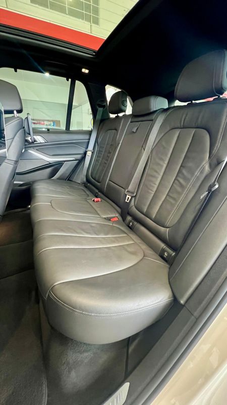 BMW X5 XDRIVE 30d M Sport 3.0 265cv Dies 2019/2020 PC VEÍCULOS SANTA CRUZ DO SUL / Carros no Vale