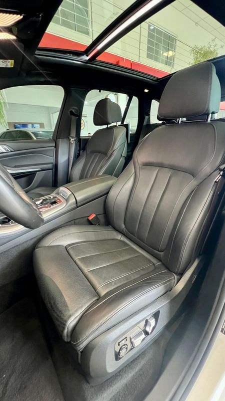 BMW X5 XDRIVE 30d M Sport 3.0 265cv Dies 2019/2020 PC VEÍCULOS SANTA CRUZ DO SUL / Carros no Vale