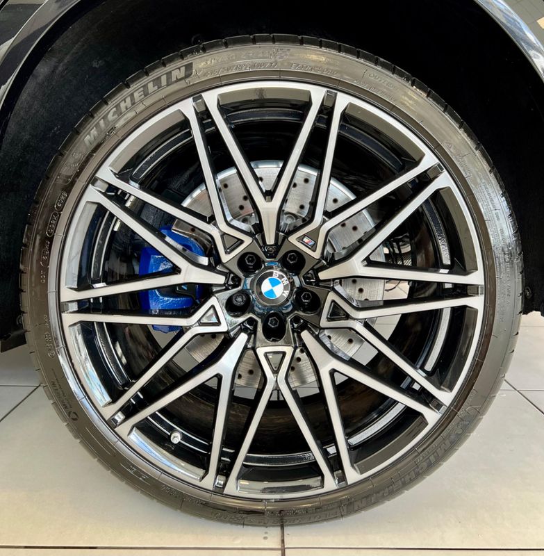 BMW X6 M Competition 4.4 V8 BI-TB 625CV 2023/2023 PC VEÍCULOS SANTA CRUZ DO SUL / Carros no Vale