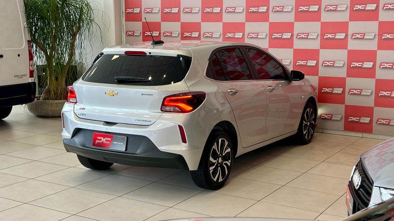 CHEVROLET ONIX HATCH PREM 1.0 12V TB 2023/2023 PC VEÍCULOS SANTA CRUZ DO SUL / Carros no Vale