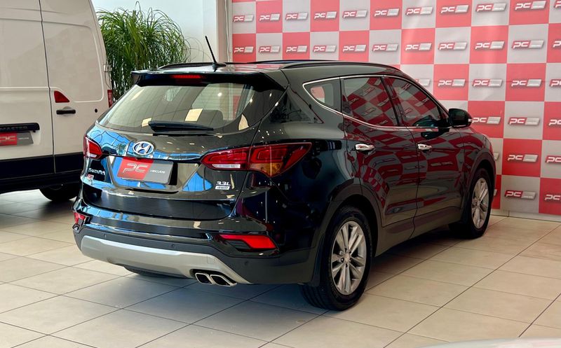 Hyundai Santa Fe/GLS 3.3 V6 4X4 Tiptronic 2015/2016 PC VEÍCULOS SANTA CRUZ DO SUL / Carros no Vale
