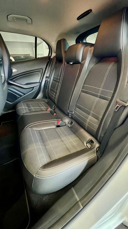 Mercedes-Benz GLA 200 Advance 1.6/ TB 16V 2017/2017 PC VEÍCULOS SANTA CRUZ DO SUL / Carros no Vale