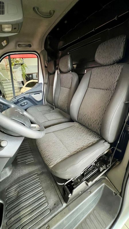 Renault Master 2.3 DCi Extra Furgão 16V 2022/2023 PC VEÍCULOS SANTA CRUZ DO SUL / Carros no Vale