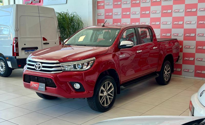 Toyota Hilux CD SRX 4×4 2.8 TDI 16V 2017/2017 PC VEÍCULOS SANTA CRUZ DO SUL / Carros no Vale