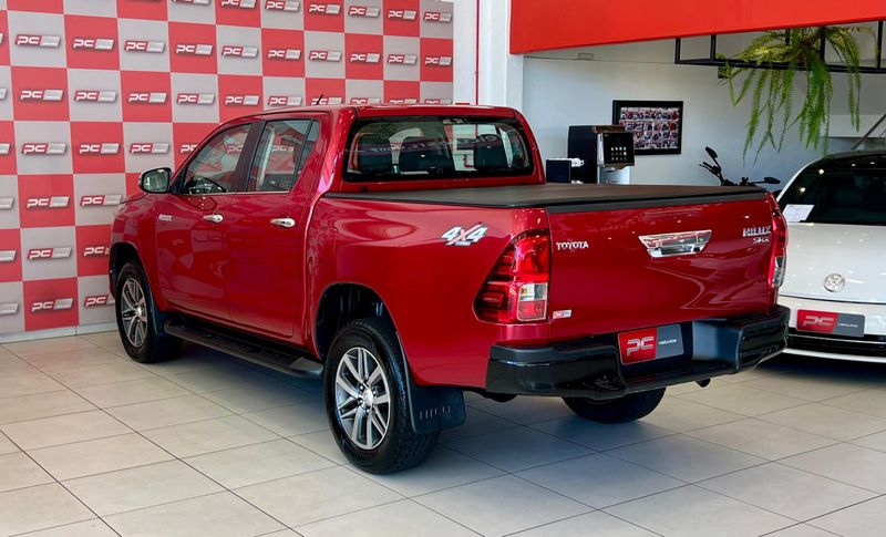 Toyota Hilux CD SRX 4×4 2.8 TDI 16V 2017/2017 PC VEÍCULOS SANTA CRUZ DO SUL / Carros no Vale