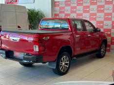 Toyota Hilux CD SRX 4×4 2.8 TDI 16V 2017/2017 PC VEÍCULOS SANTA CRUZ DO SUL / Carros no Vale
