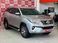 Toyota Hilux SW4 SRX 4×4 2.8 TDI 16V Dies 2019/2020 PC VEÍCULOS SANTA CRUZ DO SUL / Carros no Vale