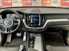 Volvo XC 60 T-8 HÍBRIDO R-DESIGN 2.0 2019/2020 PC VEÍCULOS SANTA CRUZ DO SUL / Carros no Vale