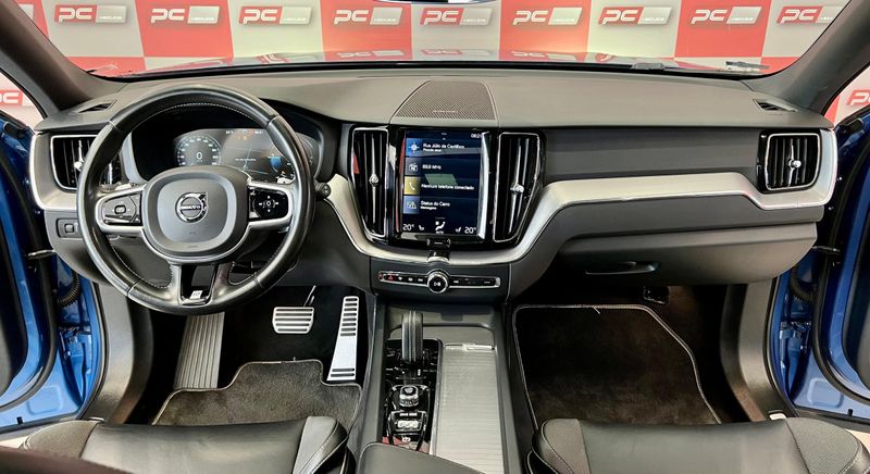 Volvo XC 60 T-8 HÍBRIDO R-DESIGN 2.0 2019/2020 PC VEÍCULOS SANTA CRUZ DO SUL / Carros no Vale