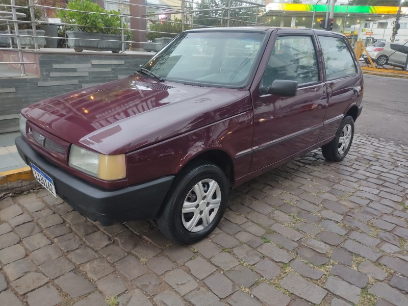 FIAT UNO MILLE EX 1.0 2000/2000 ALTERNATIVA VEÍCULOS LAJEADO / Carros no Vale