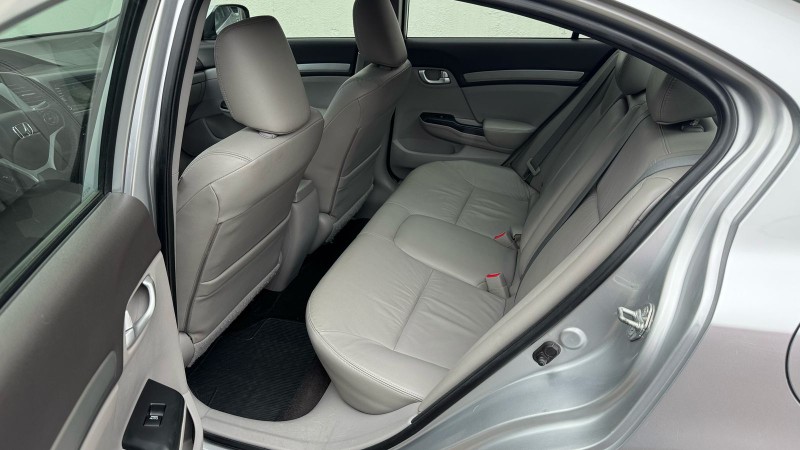 HONDA CIVIC SEDAN EXS /2013 IDEAL VEÍCULOS LAJEADO / Carros no Vale