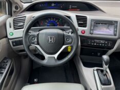 HONDA CIVIC SEDAN EXS /2013 IDEAL VEÍCULOS LAJEADO / Carros no Vale