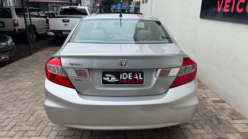 HONDA CIVIC SEDAN EXS /2013 IDEAL VEÍCULOS LAJEADO / Carros no Vale