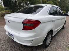 FORD KA 1.5 SE SEDAN 12V 2020/2021 MENEGHINI VEÍCULOS ARROIO DO MEIO / Carros no Vale