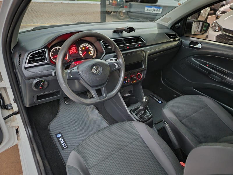 VOLKSWAGEN SAVEIRO ROBUST 1.6 8V CS 2021/2022 TS VEÍCULOS ANTA GORDA / Carros no Vale