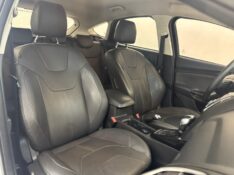 FORD FOCUS TITA/TITA PLUS 2.0 2016/2016 LUCAS AUTOMÓVEIS BOM RETIRO DO SUL / Carros no Vale