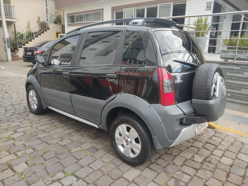 FIAT IDEA ADVENTURE LOCKER 1.8 2009/2010 ALTERNATIVA VEÍCULOS LAJEADO / Carros no Vale