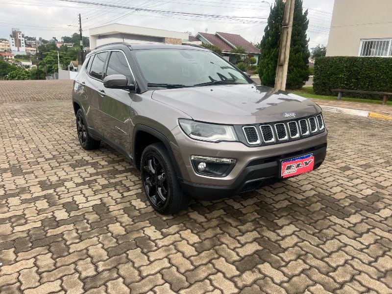 JEEP COMPASS 2.0 LONGITUDE 4X4 2021/2021 ELY AUTOMÓVEIS LAJEADO / Carros no Vale