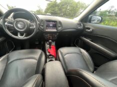 JEEP COMPASS 2.0 LONGITUDE 4X4 2021/2021 ELY AUTOMÓVEIS LAJEADO / Carros no Vale