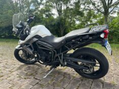 TRIUMPH TIGER 800 /2018 RT 811 VEÍCULOS ARROIO DO MEIO / Carros no Vale