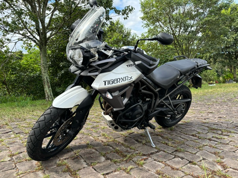 TRIUMPH TIGER 800 /2018 RT 811 VEÍCULOS ARROIO DO MEIO / Carros no Vale