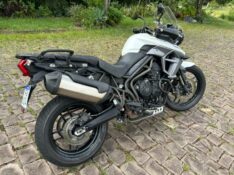 TRIUMPH TIGER 800 /2018 RT 811 VEÍCULOS ARROIO DO MEIO / Carros no Vale