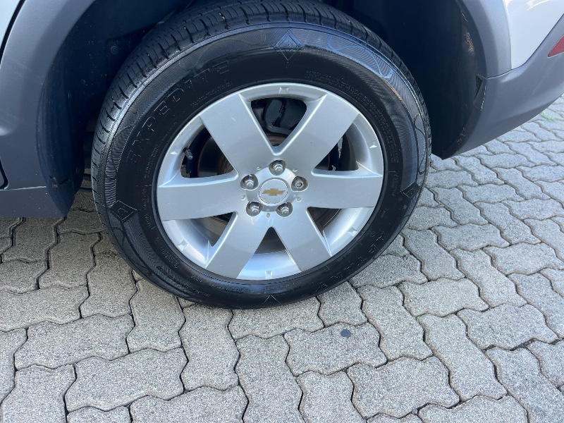 CHEVROLET CAPTIVA 2.4 ECOTEC 16V 2011/2011 ELY AUTOMÓVEIS LAJEADO / Carros no Vale