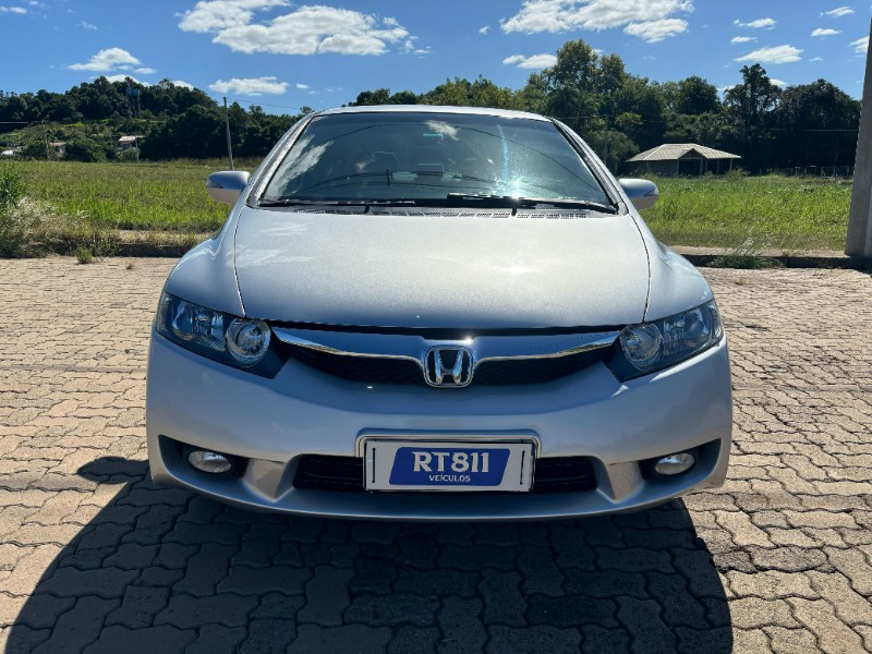 HONDA CIVIC LXL /2011 RT 811 VEÍCULOS ARROIO DO MEIO / Carros no Vale