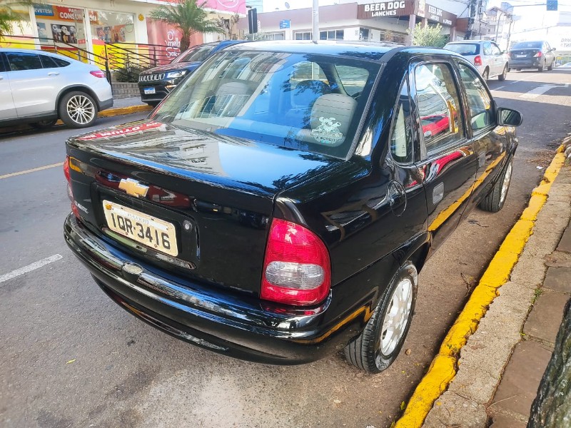 CHEVROLET CLASSIC 1.0 2010/2010 ALTERNATIVA VEÍCULOS LAJEADO / Carros no Vale