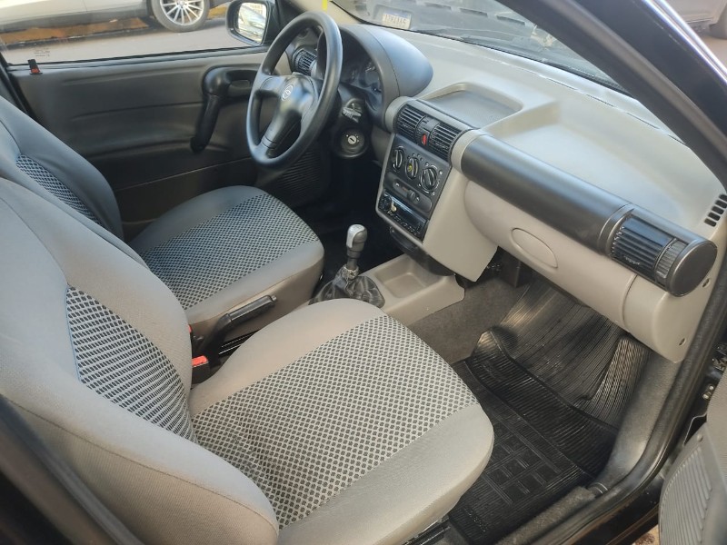 CHEVROLET CLASSIC 1.0 2010/2010 ALTERNATIVA VEÍCULOS LAJEADO / Carros no Vale