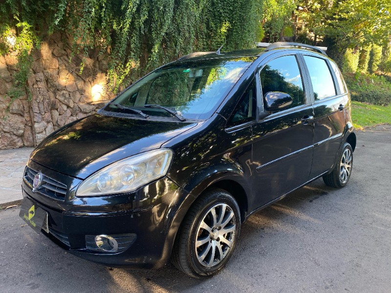 FIAT IDEA ATTRACTIVE 1.4 2012/2013 ESTAÇÃO DO CARRO ESTRELA / Carros no Vale