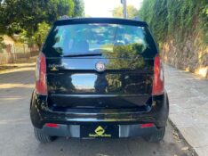 FIAT IDEA ATTRACTIVE 1.4 2012/2013 ESTAÇÃO DO CARRO ESTRELA / Carros no Vale